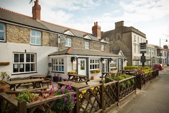 pembroke