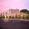 livinn hotel st paul i 94 east 3m area