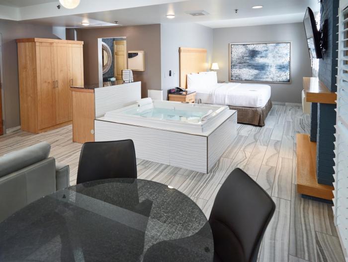 livinn hotel st paul i 94 east 3m area