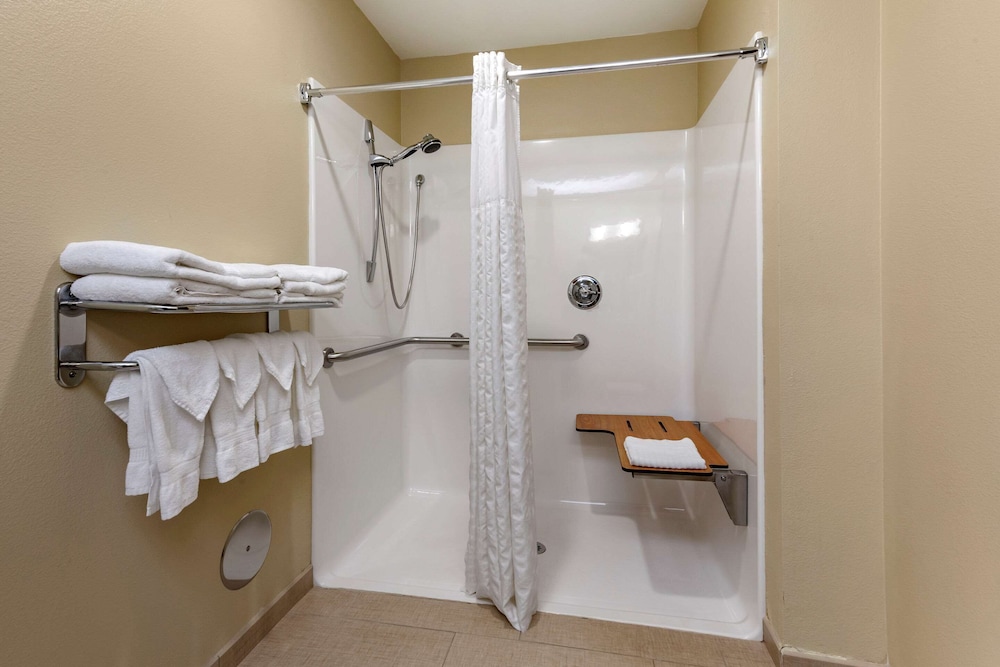 comfort suites