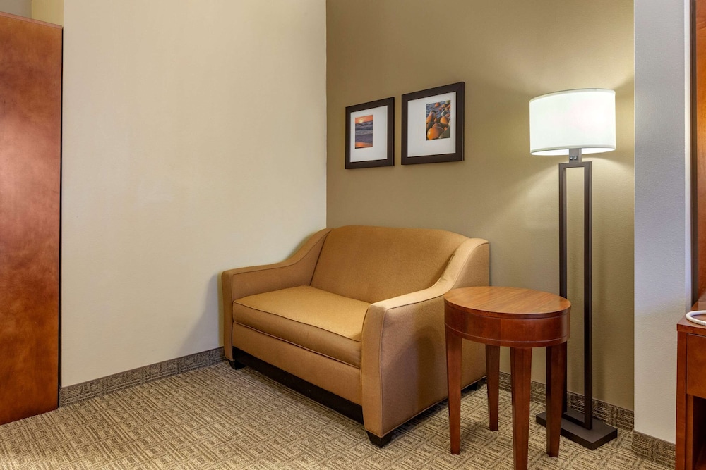 comfort suites