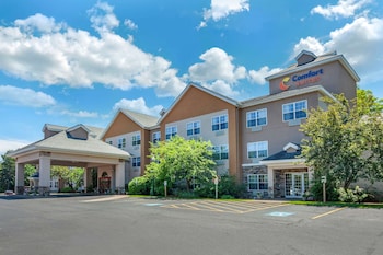 Comfort Suites,Marquette>>Harvey,3 star