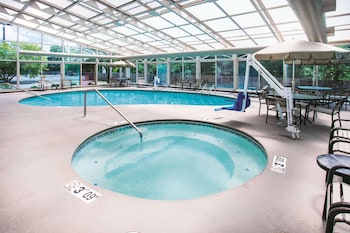 La Quinta Inn & Suites Cincinnati Ne - Mason,Deerfield Township>>Cincinnati,3 star