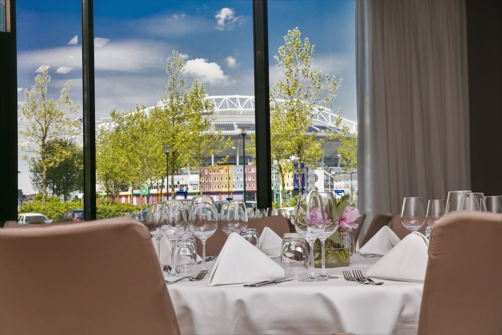 holiday inn express amsterdam arena towers by ihg