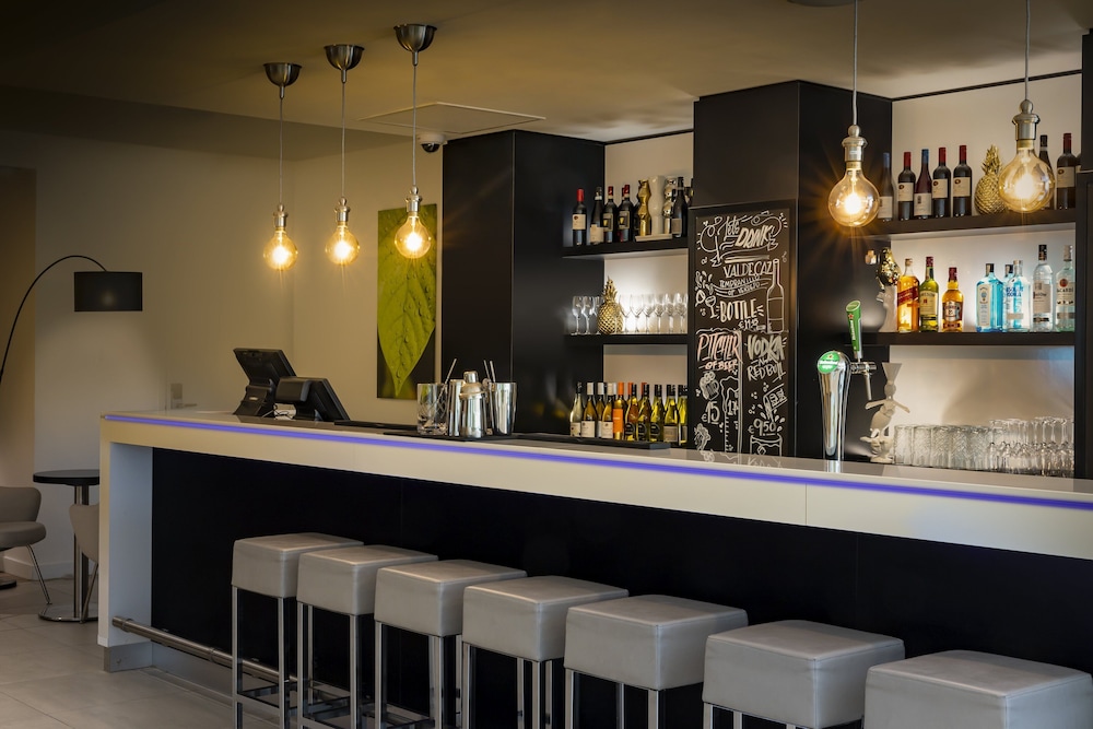 holiday inn express amsterdam arena towers by ihg