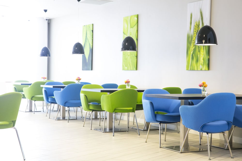 holiday inn express amsterdam arena towers by ihg