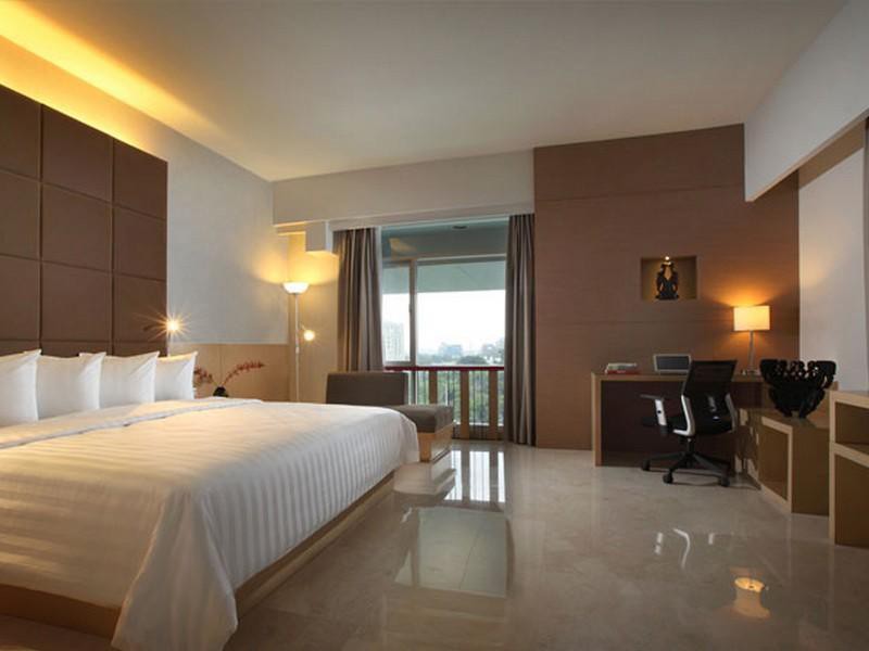 santika premiere dyandra hotel and convention medan