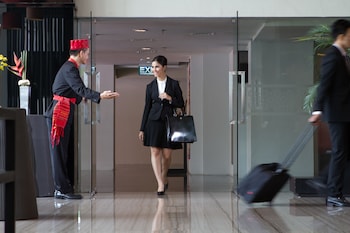 santika premiere dyandra hotel and convention medan