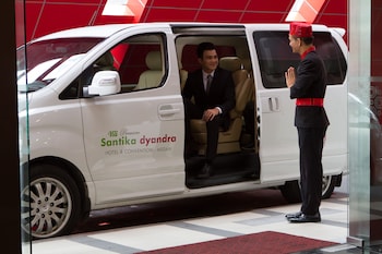 santika premiere dyandra hotel and convention medan