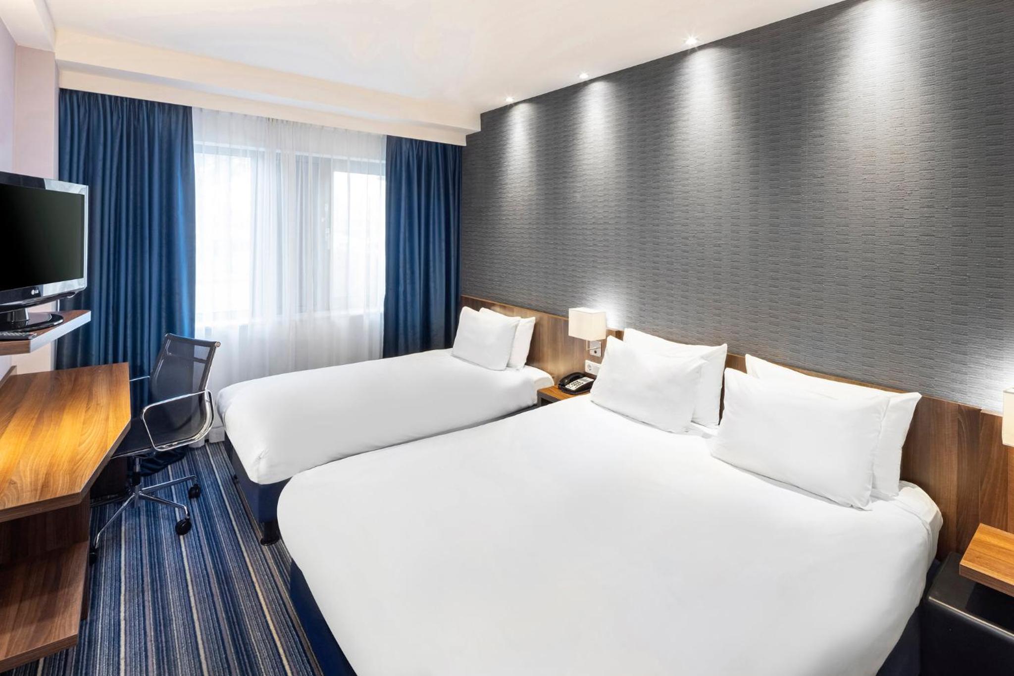 holiday inn express amsterdam south by ihg