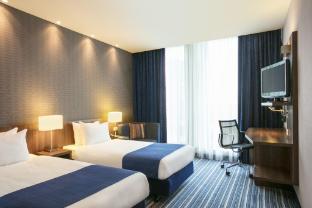 holiday inn express amsterdam south by ihg