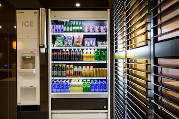 holiday inn express amsterdam south by ihg