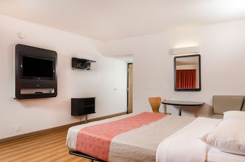 motel 6 merced ca
