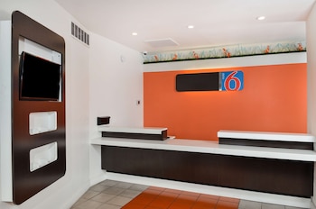 Motel 6 Merced, Ca,Near Poker Flats Casino,2 star