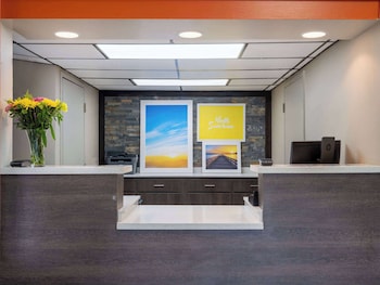 Days Inn By Wyndham Clemson,Clemson>>Anderson,4 star