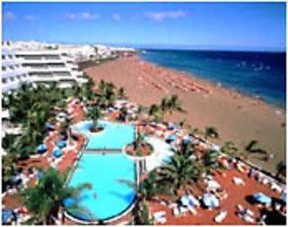 plus fariones suite hotel