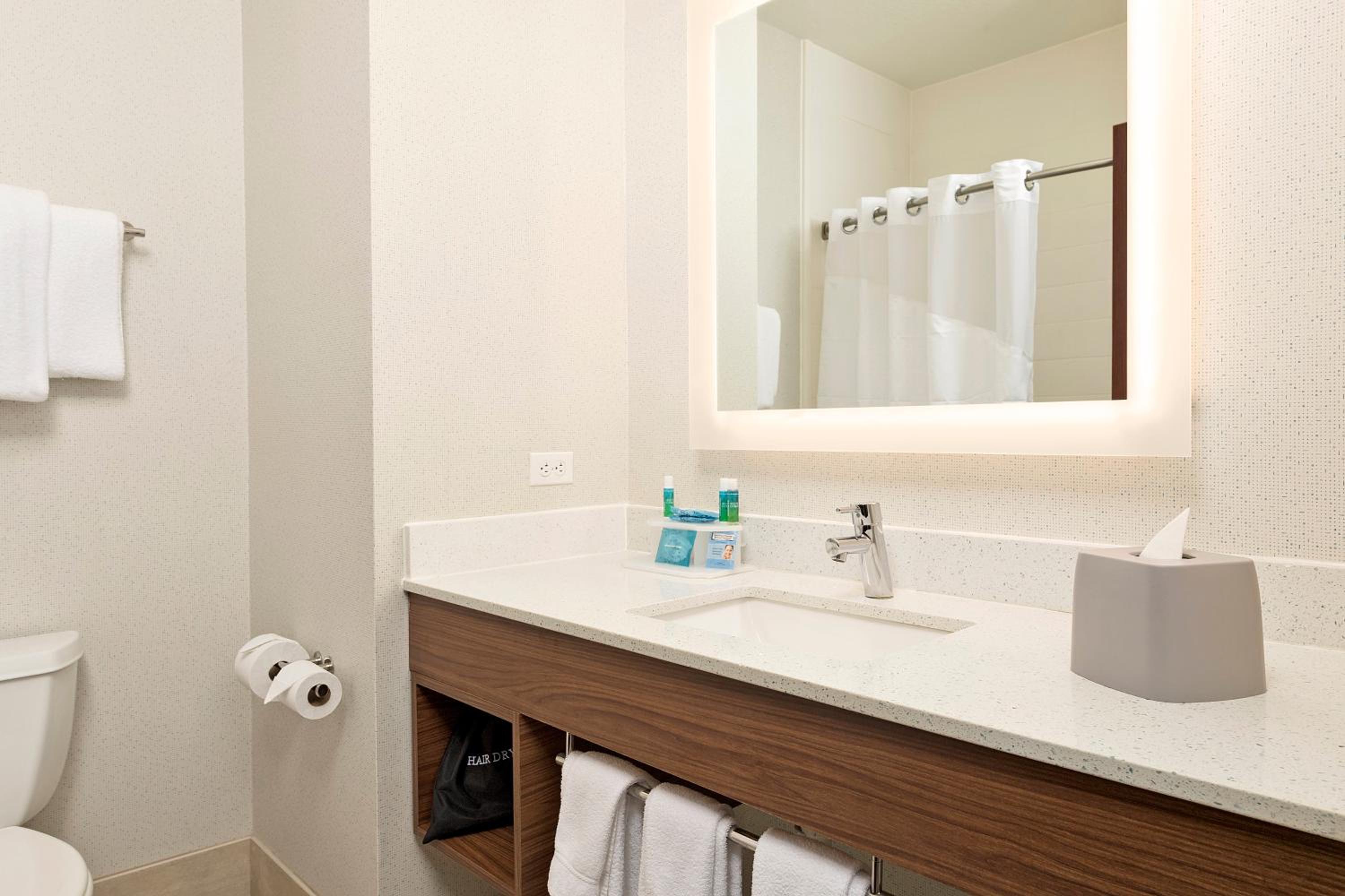 holiday inn express hotel and suites conroe by ihg
