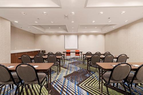 holiday inn express hotel and suites conroe by ihg