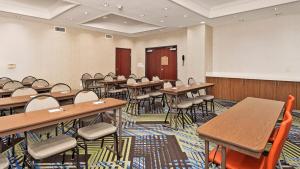 holiday inn express hotel and suites conroe by ihg