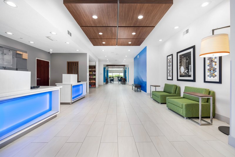 holiday inn express hotel and suites conroe by ihg