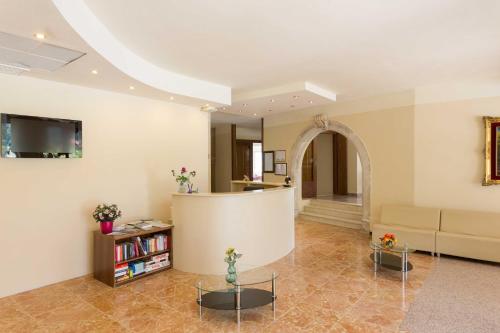 hotel eden dro