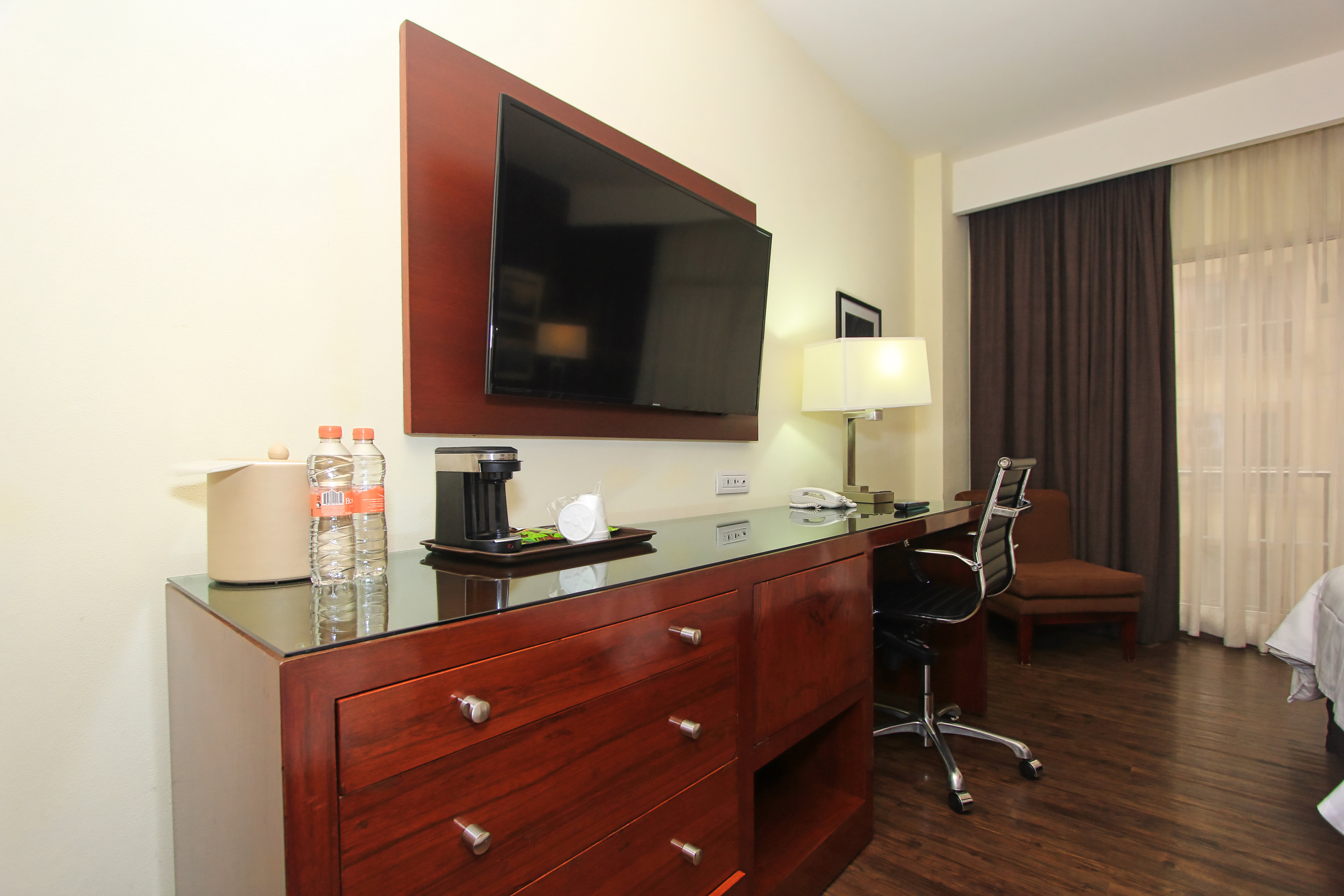holiday inn leon by ihg