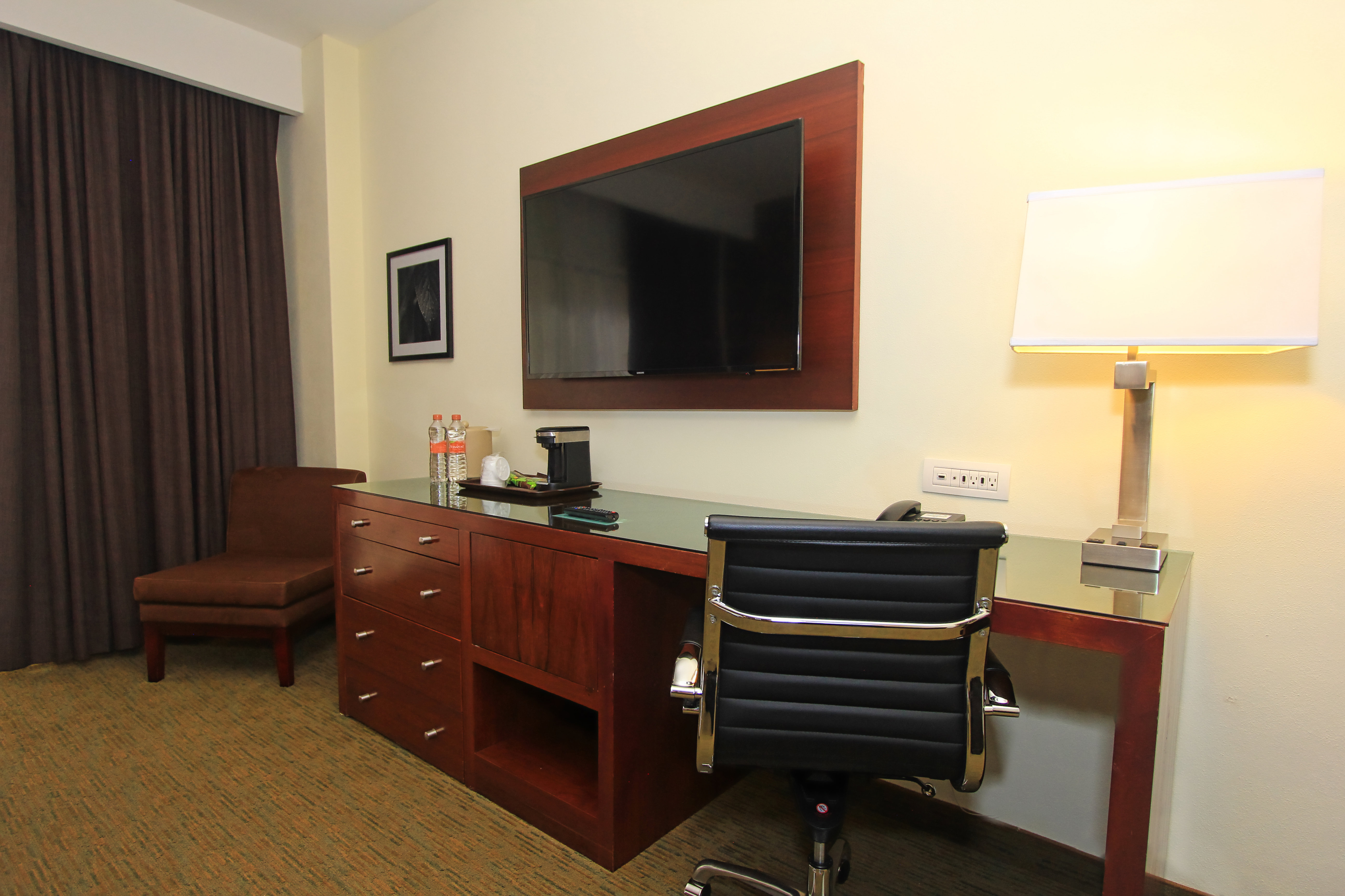 holiday inn leon by ihg