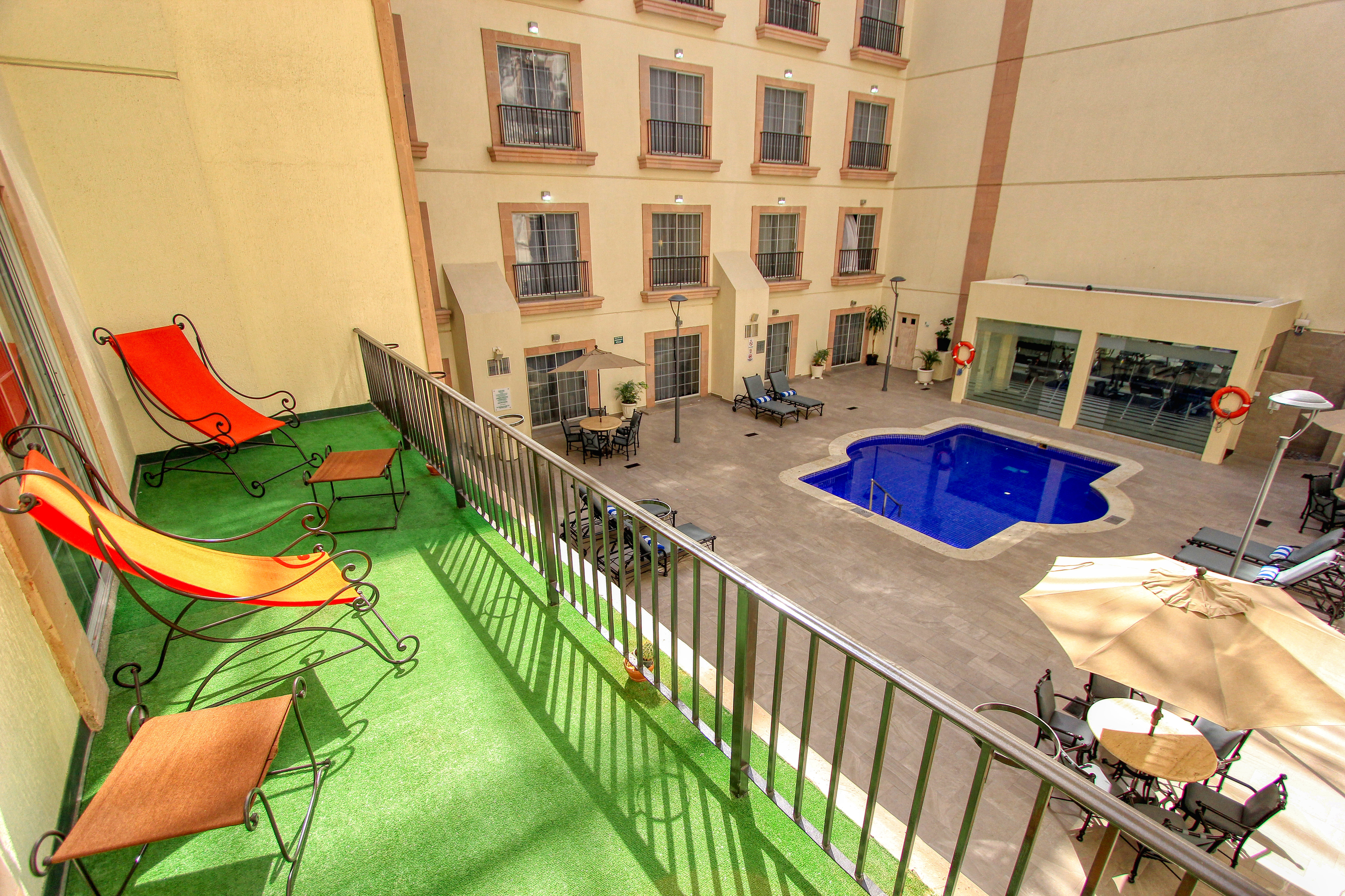 holiday inn leon by ihg