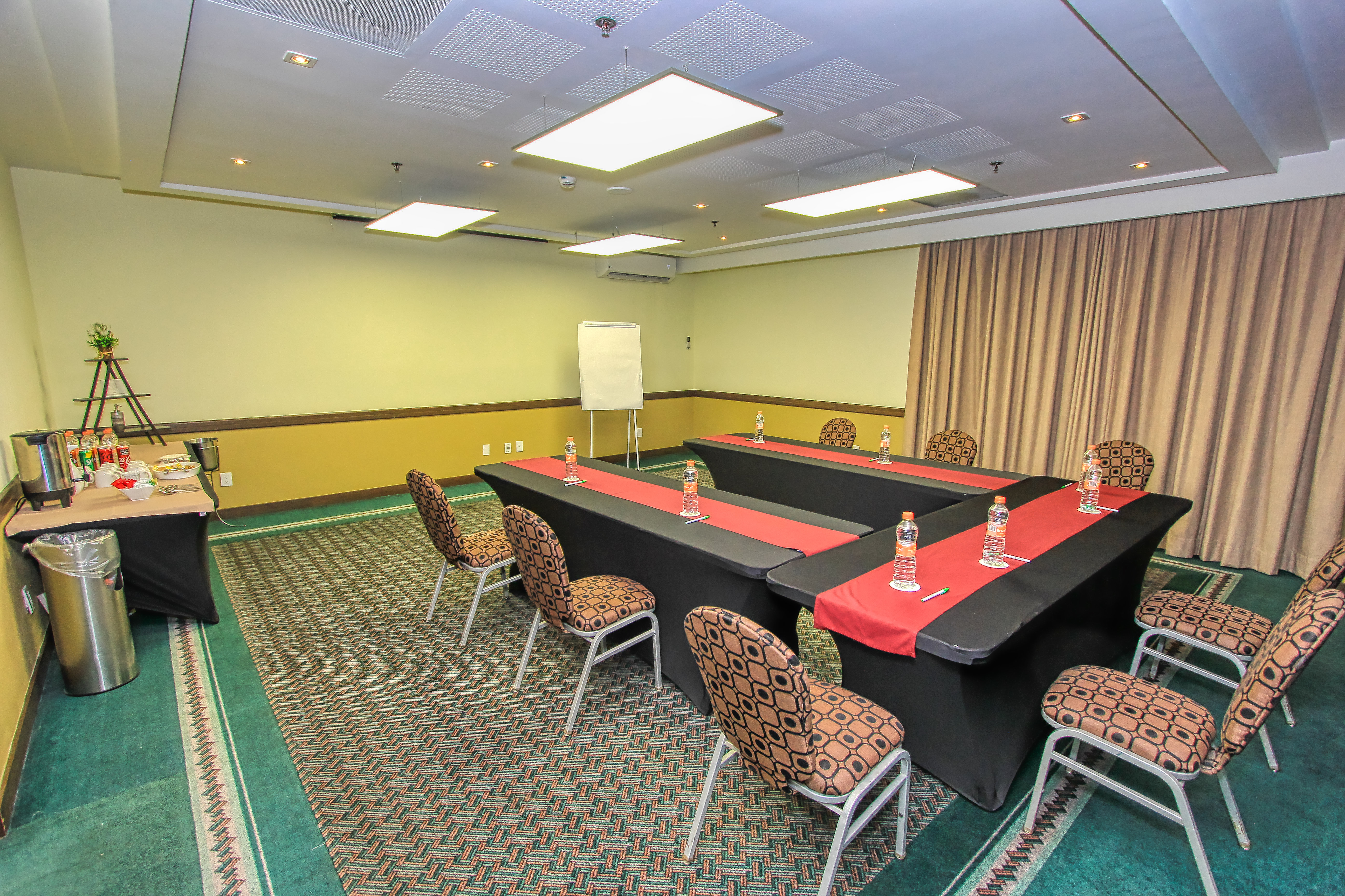 holiday inn leon by ihg