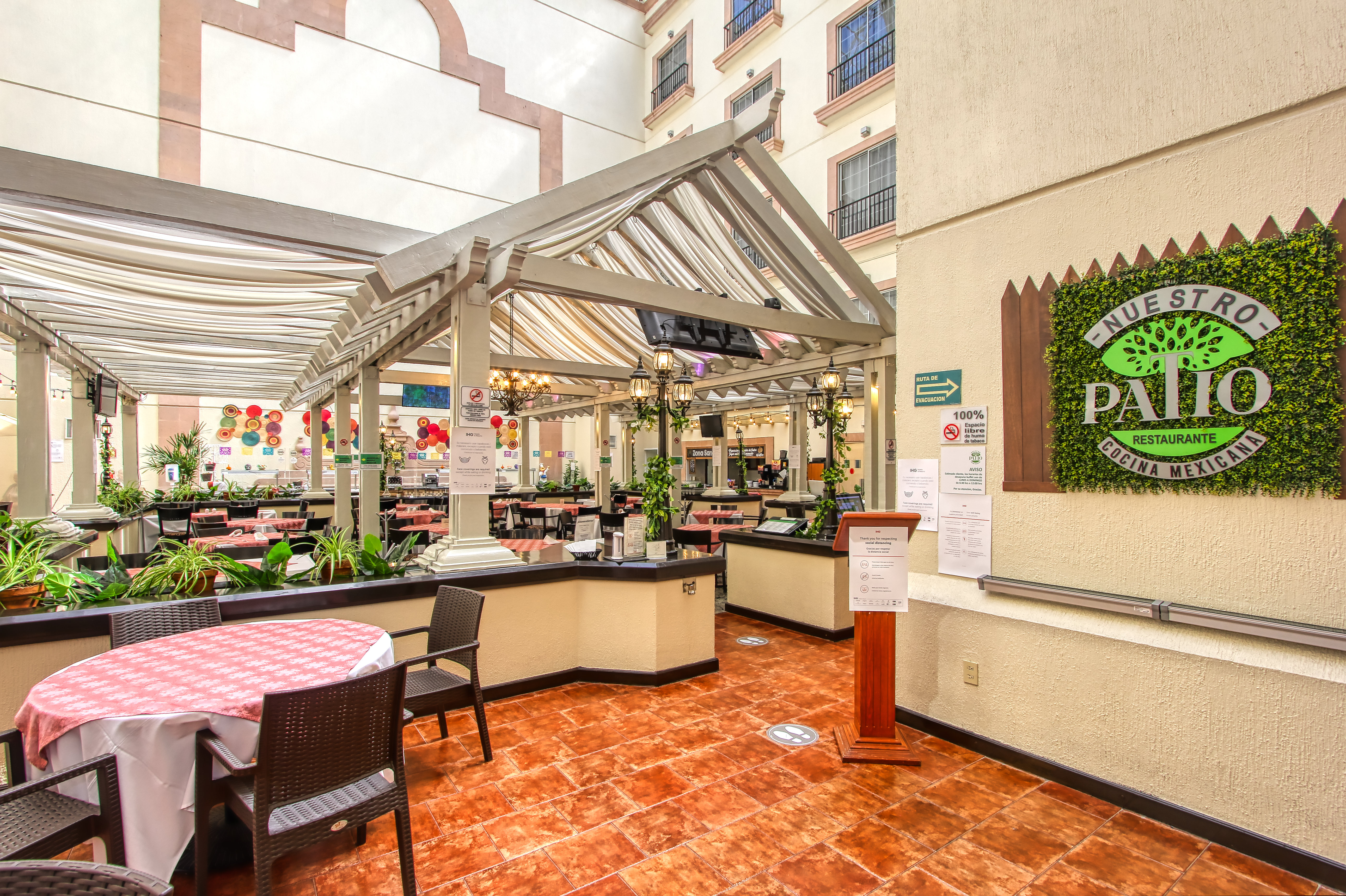 holiday inn leon by ihg