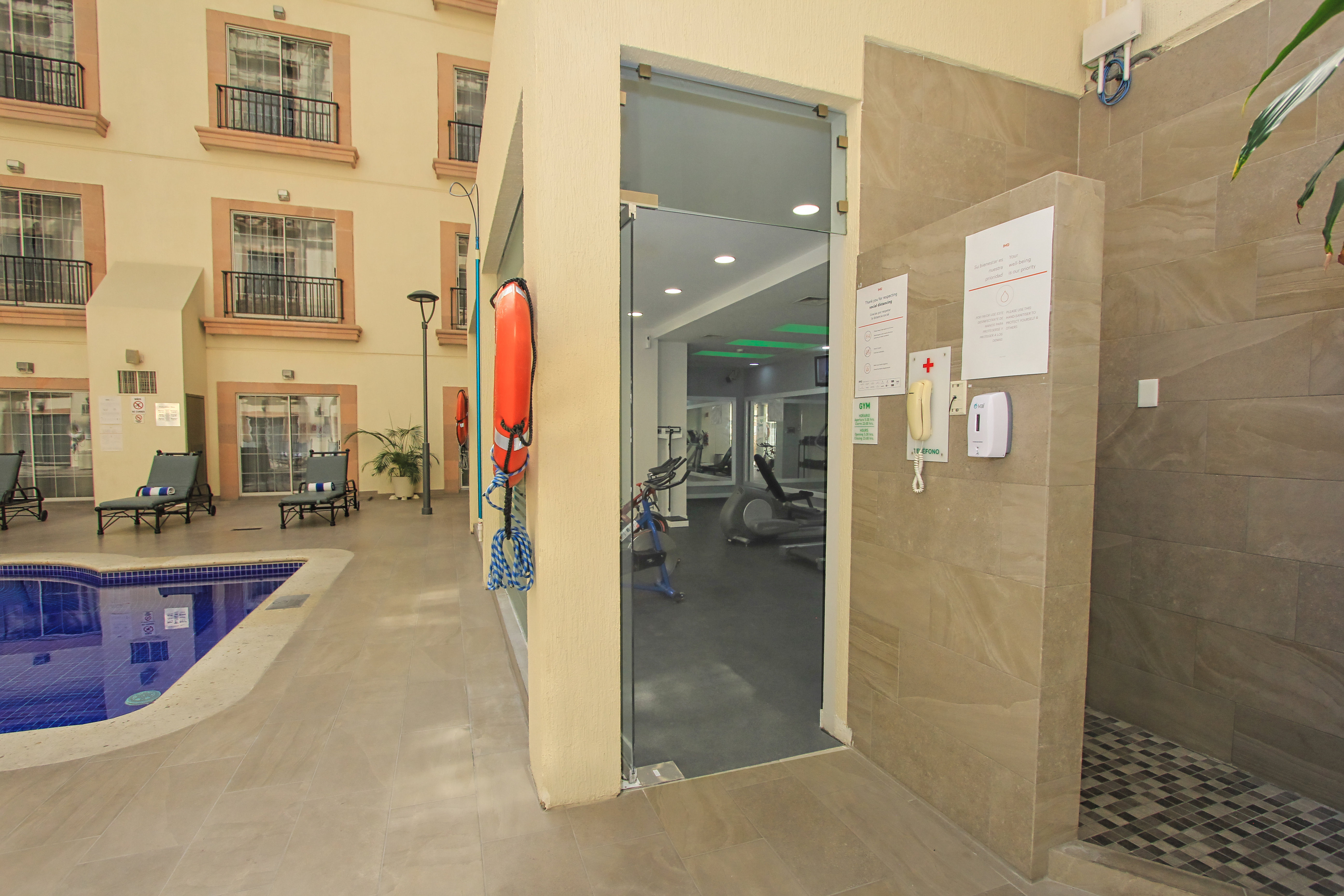 holiday inn leon by ihg