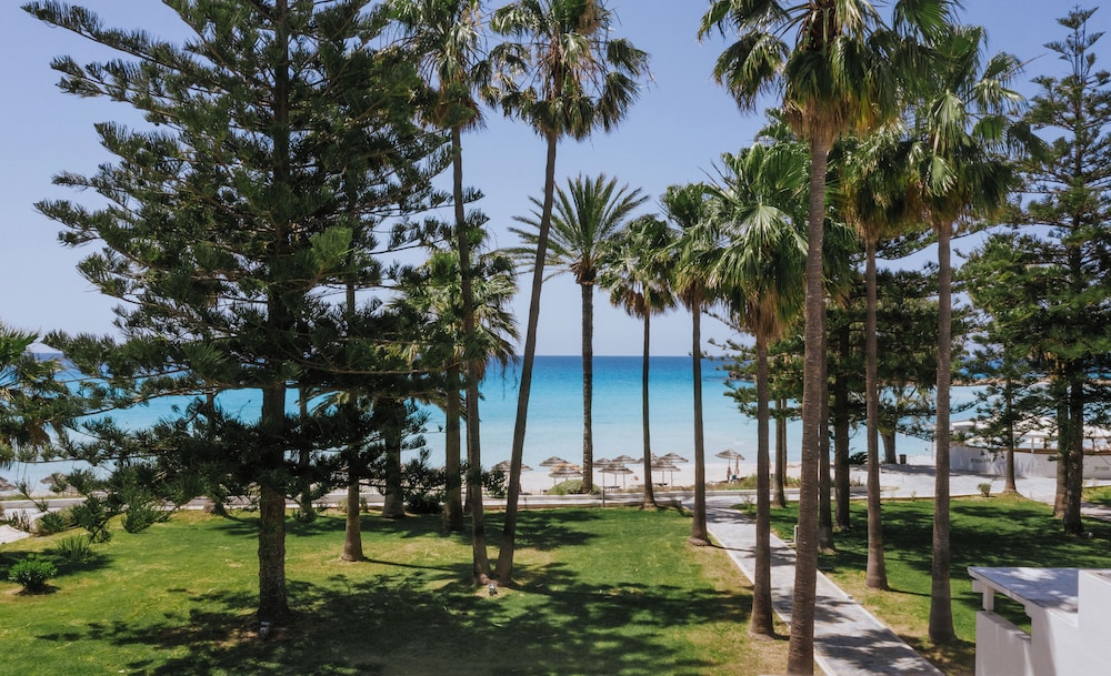 nissi beach villa