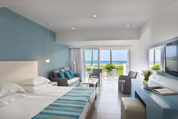 nissi beach villa