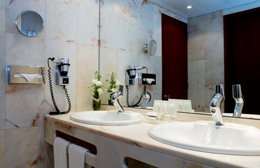 holiday inn lisbon continental by ihg