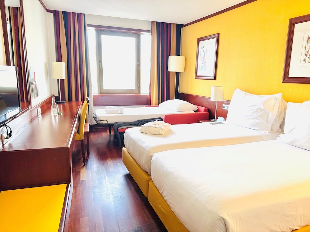 holiday inn lisbon continental by ihg