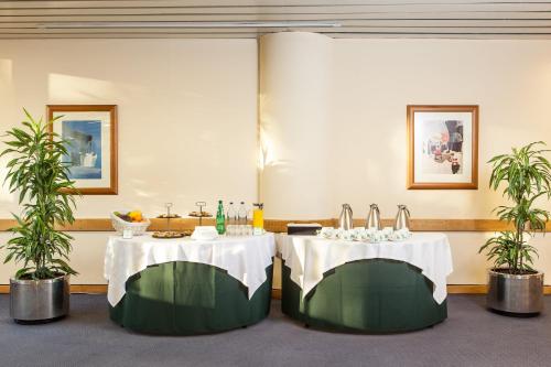 holiday inn lisbon continental by ihg
