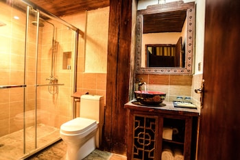 shangri la e outfitting boutique hotel