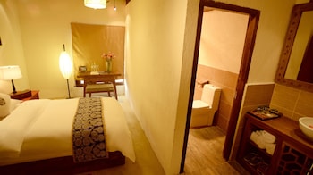 shangri la e outfitting boutique hotel