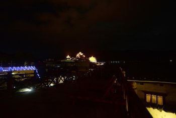 shangri la e outfitting boutique hotel