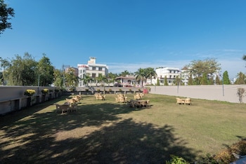 dls park grace