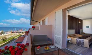 hotel riva del sole
