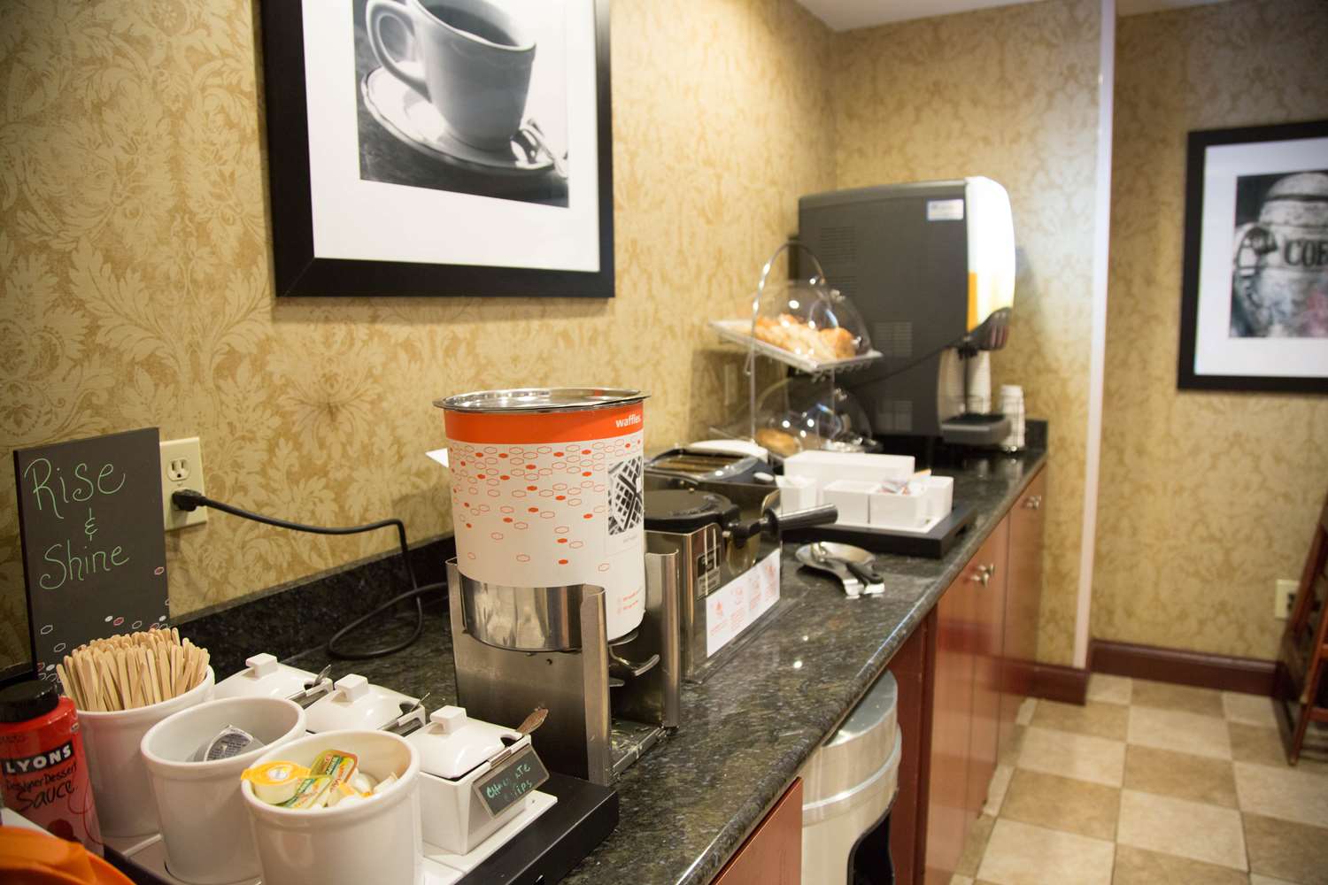 hampton inn morehead