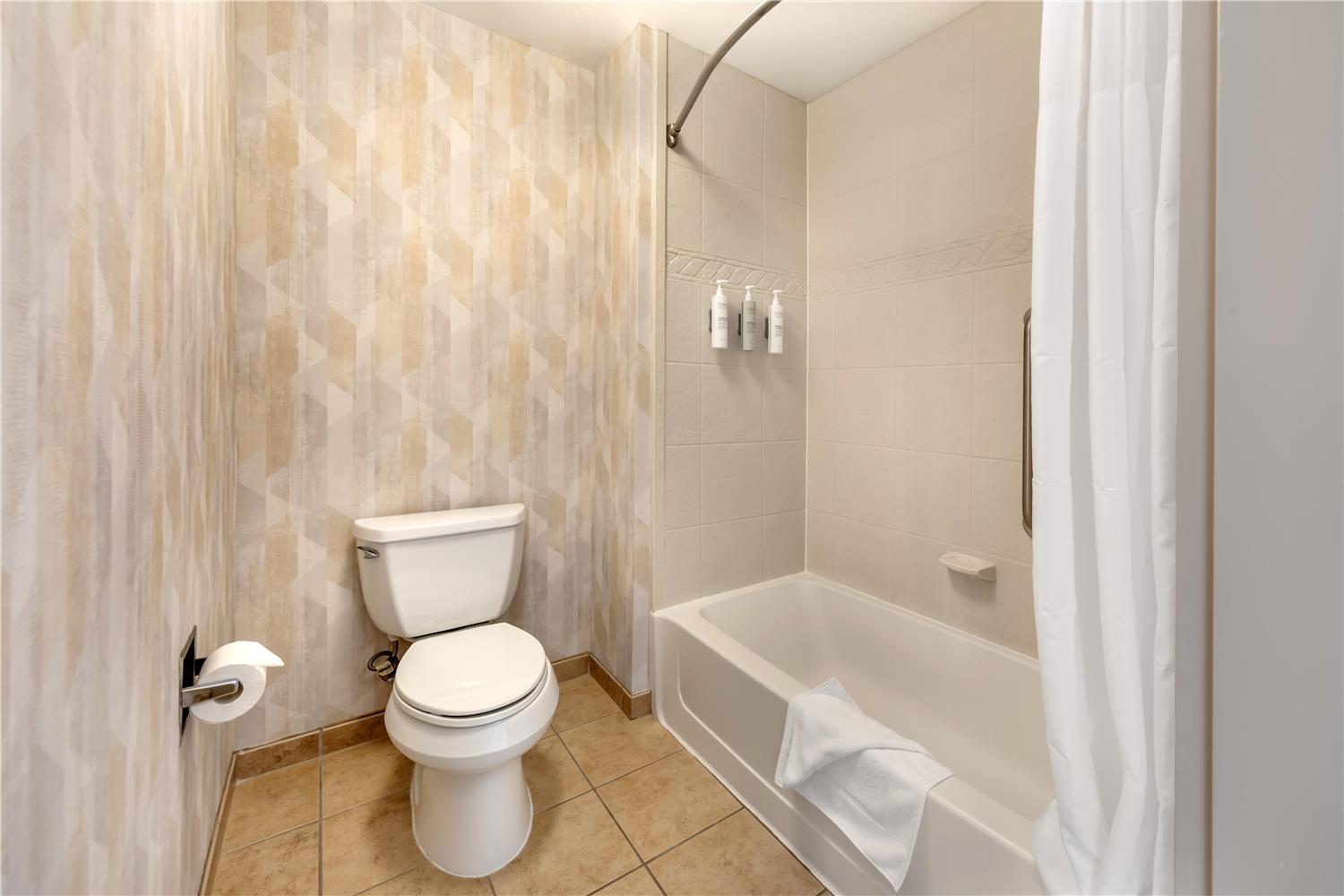 hampton inn and suites moreno valley