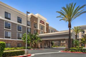 hampton inn and suites moreno valley