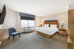 hampton inn and suites moreno valley