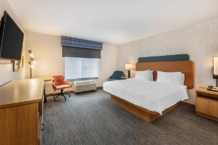 hampton inn and suites moreno valley