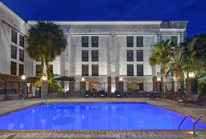 hampton inn charleston mount pleasant patriots point