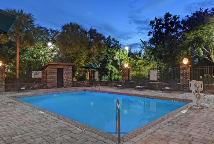 hampton inn charleston mount pleasant patriots point