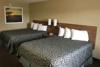 days inn by wyndham lexington columbia