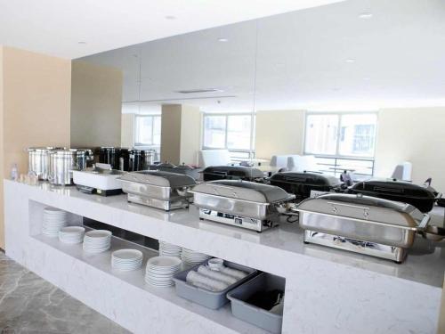 lavande hotel huizhou xinxu government square